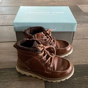 Boys London Fog Chukka Boots Size 9 Toddler